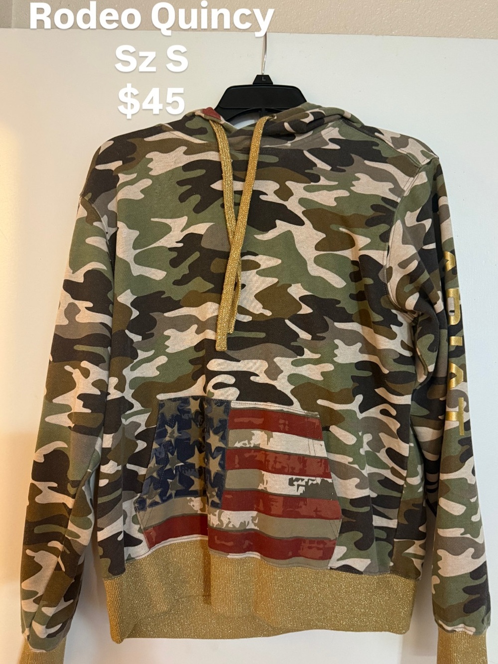 Ariat x Rodeo Quincy Camo Hoodie | small